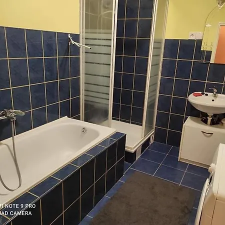 Apartment Bsapartmanhaz *