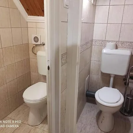 Apartment Bsapartmanhaz Tiszaujvaros