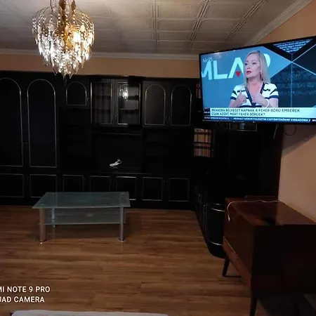 Bsapartmanhaz Apartment